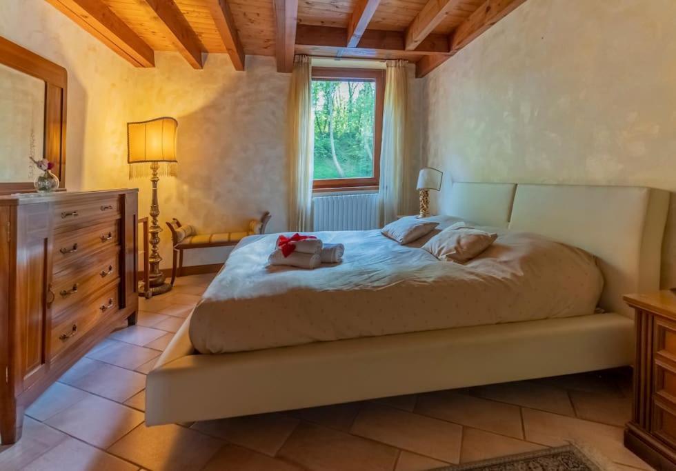 Al Mulino - Immerso Nel Golf Resort Polpenazze del Garda Exteriér fotografie